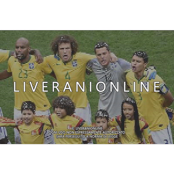 (140712) -- BRASILIA, July 12, 2014 () -- Brazil\'s Maicon, David Luiz, goalkeeper Julio Cesar and Thiago Silva (L to R, back) sing Brazil\'s national anthem before the third place play-off match between Brazil and Netherlands of 2014 FIFA World Cup at the Estadio Nacional Stadium in Brasilia, Brazil, on July 12, 2014.(/Lui Siu Wai)(pcy) AG ALDO LIVERANI SAS ONLY ITALY