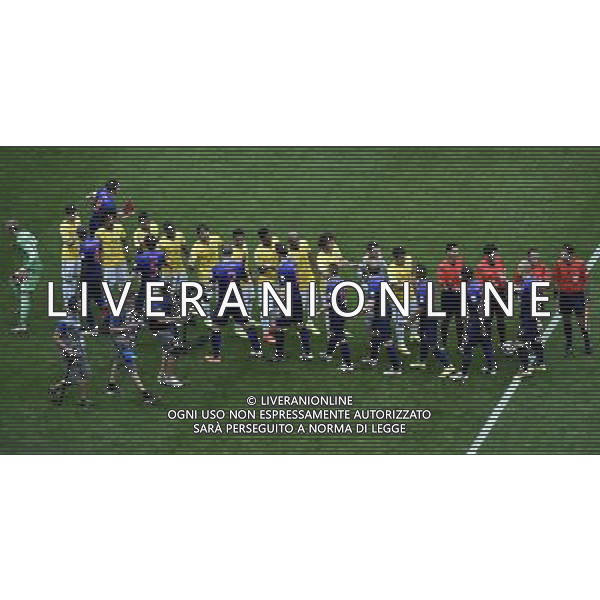 (140712) -- BRASILIA, July 12, 2014 () -- Netherlands\' players greet officials and Brazil\'s players before the third place play-off match between Brazil and Netherlands of 2014 FIFA World Cup at the Estadio Nacional Stadium in Brasilia, Brazil, on July 12, 2014.(/Lui Siu Wai)(pcy) AG ALDO LIVERANI SAS ONLY ITALY