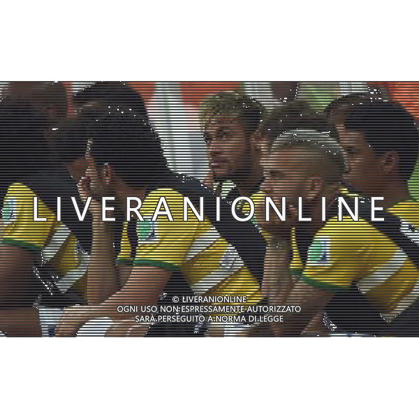 (140712) -- BRASILIA, July 12, 2014 () -- Brazil\'s injured Neymar (C) looks on during the third place play-off match between Brazil and Netherlands of 2014 FIFA World Cup at the Estadio Nacional Stadium in Brasilia, Brazil, on July 12, 2014. Netherlands won 3-0 over Brazil and took the third place of the tournament on Saturday. (/Guo Yong)(pcy) AG ALDO LIVERANI SAS ONLY ITALY