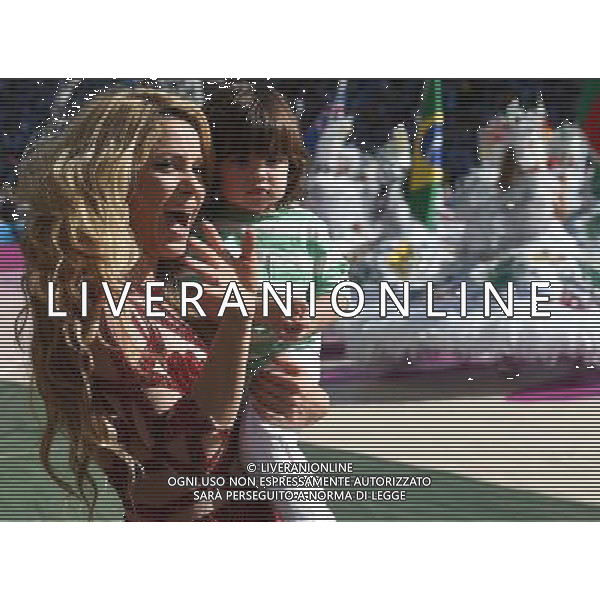 FIFA World Cup Brasile 2014 Finale Rio de Janeiro - 13.07.2014 Germania-Argentina Nella Foto:cerimonia chiusura shakira con la figlia /Ph.Vitez-Ag. Aldo Liverani