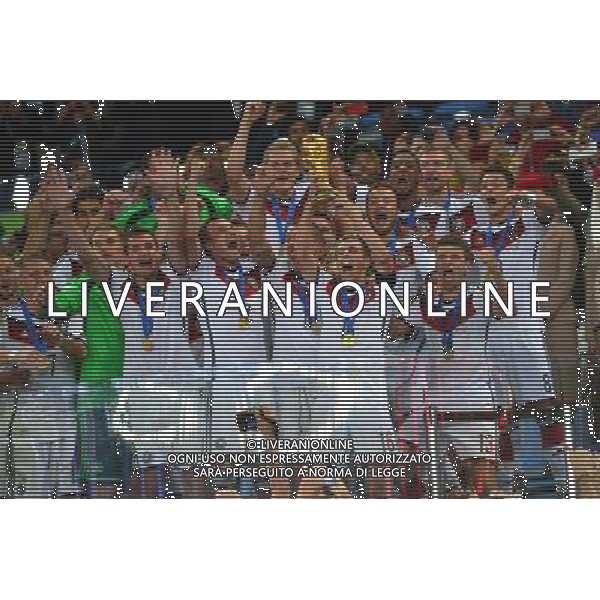 Allemagne Champion du Monde / Philippe LAHM - 13.07.2014 - Allemagne / Argentine - Finale de la Coupe du Monde 2014 Photo : Dave Winter / Icon Sport *** Local Caption *** /Agenzia Aldo Liverani sas - ITALY ONLY - Germania - Argentina Finale FIFA World Cup Brasile 2014 Rio de Janeiro - 13.07.2014â€¨ *** Local Caption *** /Agenzia Aldo Liverani sas - ITALY ONLY - Germania - Argentina Finale FIFA World Cup Brasile 2014 Rio de Janeiro - 13.07.2014â€¨