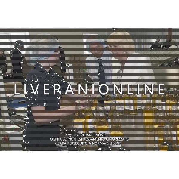 The Duchess of Cornwall toured Cornish Orchards, a company which produces apple juice and cider, meeting staff and learning about the production process, Westnorth Manor Farm, Duloe, Liskeard, Cornwall PL14 4PW.THE DUCHESS SIPS SOME CORNISH GOLD CIDER PICTURE ©photoshot/Agenzia Aldo Liverani sas - ITALY ONLY - EDITORIAL USE ONLY - REALI INGLESI: Il Principe Carlo d\'inghilterra con la moglie Camilla duchessa di Cornovaglia, ha visitato il mercato di via Looe