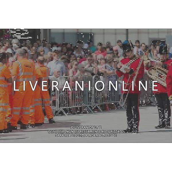 HM the Queen officially opening redeveloped Reading Station 2014 READING, United Kingdom, Date: 17/07/2014 ©photoshot/Agenzia Aldo Liverani sas - ITALY ONLY - EDITORIAL USE ONLY - REALI INGLESI- La Regina Elisabetta II d\'inghilterra all\'apertura ufficiale della stazione riqualificata di Reading 2014, Regno Unito