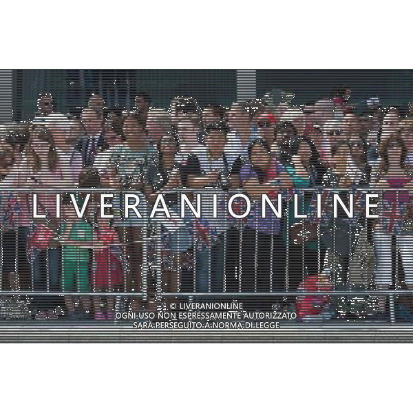 HM the Queen officially opening redeveloped Reading Station 2014 READING, United Kingdom, Date: 17/07/2014 ©photoshot/Agenzia Aldo Liverani sas - ITALY ONLY - EDITORIAL USE ONLY - REALI INGLESI- La Regina Elisabetta II d\'inghilterra all\'apertura ufficiale della stazione riqualificata di Reading 2014, Regno Unito