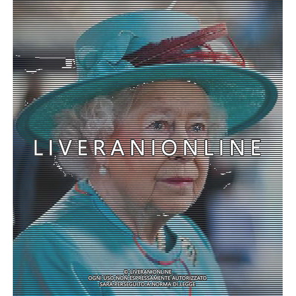 The Queen at Reading Station in Berkshire, July 17th, 2014 during the official opening of the refurbished facilities. ©PHOTOSHOT/AGENZIA ALDO LIVERANI SAS - ITALY ONLY - EDITORIAL USE ONLY - REALI INGLESI: La Regina Elisabetta II d\'inghilterra all\'apertura ufficiale della stazione riqualificata di Reading 2014, Regno Unito