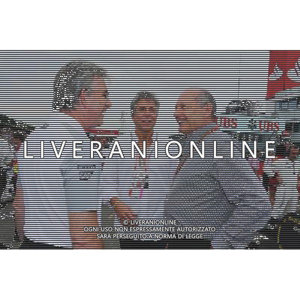 Ron Dennis (GBR) McLaren Executive Chairman (Right) with Bill McDermott (USA) SAP CEO (Centre) on the grid. 20.07.2014. Formula 1 World Championship, Rd 10, German Grand Prix, Hockenheim, Germany, Race Day. - www.xpbimages.com, EMail: requests@xpbimages.com - copy of publication required for printed pictures. Every used picture is fee-liable. Â© Copyright: Moy / XPB Images /AGENZIA ALDO LIVERANI SAS - ITALY ONLY - EDITORIAL USE ONLY - Gp F1 Germania gara