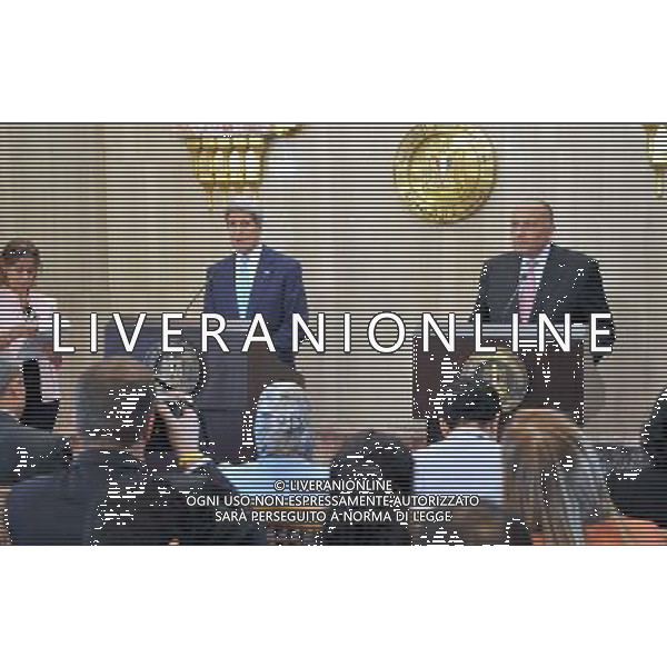 (140722) -- CAIRO, July 22, 2014 () -- Egyptian Foreign Minister Sameh Shukry (R) and U.S. Secretary of State John Kerry (C) attend a joint press conference in Presidential Palace, Cairo, Egypt, on July 22, 2014. Kerry holds talks on Tuesday with Egyptian President Abdel-Fattah al-Sisi and Foreign Minister Sameh Shukry on how to reach a ceasefire agreement between the Israelis and the Palestinians in the Gaza Strip. (/MENA) ©PHOTOSHOT/AGENZIA ALDO LIVERANI SAS - ITALY ONLY - EDITORIAL USE ONLY