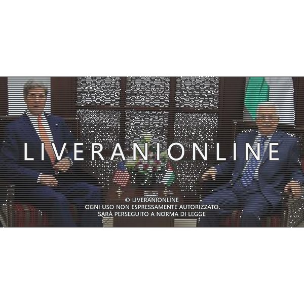 (140723) -- RAMALLAH, July 23, 2014 () -- U.S. Secretary of State John Kerry (L) meets with Palestinian President Mahmoud Abbas in the west bank city of Ramallah on July 23, 2014. Kerry is meeting with Abbas as efforts for a cease-fire between Hamas and Israel continues. (/Abbas Momani/Pool) ©photoshot/AGENZIA ALDO LIVERANI SAS - ITALY ONLY - EDITORIAL USE ONLY