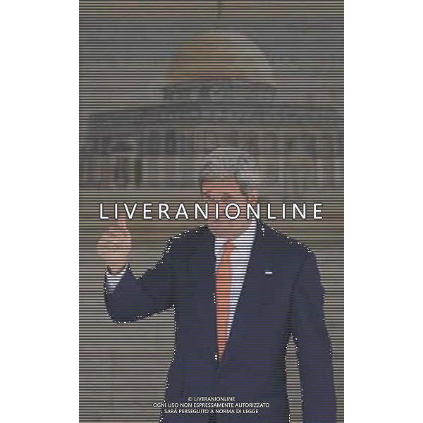 (140723) -- RAMALLAH, July 23, 2014 () -- U.S. Secretary of State John Kerry waves to media upon his arrival for meeting with Palestinian President Mahmoud Abbas in the west bank city of Ramallah on July 23, 2014. Kerry is meeting with Abbas as efforts for a cease-fire between Hamas and Israel continues. (/Fadi Arouri) ©photoshot/AGENZIA ALDO LIVERANI SAS - ITALY ONLY - EDITORIAL USE ONLY