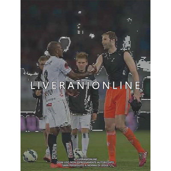 Silvio Carlos de Oliveira (RZ Pellets WAC) und Petr Cech (FC Chelsea) // during a Friendly Match between RZ Pellets WAC and FC Chelsea at the Wˆrthersee Arena, Klagenfurt, Austria on 2014/07/23. EXPA Pictures © 2014, PhotoCredit: EXPA/ Johann Groder ©photoshot/AGENZIA ALDO LIVERANI SAS - ITALY ONLY - EDITORIAL USE ONLY