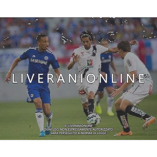 Lewis Baker (FC Chelsea) gegen Jacobo Maria Ynclan (RZ Pellets WAC) und Dario Baldauf (RZ Pellets WAC) // during a Friendly Match between RZ Pellets WAC and FC Chelsea at the Wˆrthersee Arena, Klagenfurt, Austria on 2014/07/23. EXPA Pictures © 2014, PhotoCredit: EXPA/ Johann Groder ©photoshot/AGENZIA ALDO LIVERANI SAS - ITALY ONLY - EDITORIAL USE ONLY