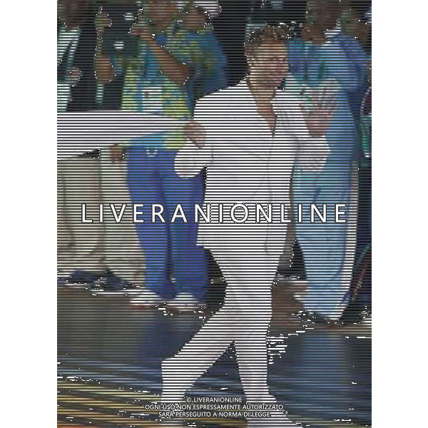 (140724) -- GLASGOW, July 24, 2014 () -- Flag bearer, swimmer Ian Thorpe of Australia holds the flag during the opening ceremony of the XX Commonwealth Games at the Celtic Park in Glasgow, Britain, July 23, 2014. (/Wang Lili) ©photoshot/AGENZIA ALDO LIVERANI SAS - ITALY ONLY - EDITORIAL USE ONLY