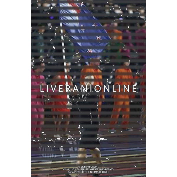 (140724) -- GLASGOW, July 24, 2014 () -- Flag bearer and Shot Putter Valerie Adams of New Zealand leads the delegation during the Opening Ceremony for the XX Commonwealth Games at the Celtic Park in Glasgow, Britain, on July 23, 2014. (/Wang Lili) ©photoshot/AGENZIA ALDO LIVERANI SAS - ITALY ONLY - EDITORIAL USE ONLY