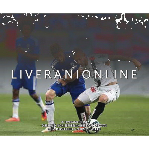 Marco van Ginkel (FC Chelsea) gegen Peter Zulj (RZ Pellets WAC) // during a Friendly Match between RZ Pellets WAC and FC Chelsea at the Wˆrthersee Arena, Klagenfurt, Austria on 2014/07/23. EXPA Pictures © 2014, PhotoCredit: EXPA/ Johann Groder ©photoshot/AGENZIA ALDO LIVERANI SAS - ITALY ONLY - EDITORIAL USE ONLY