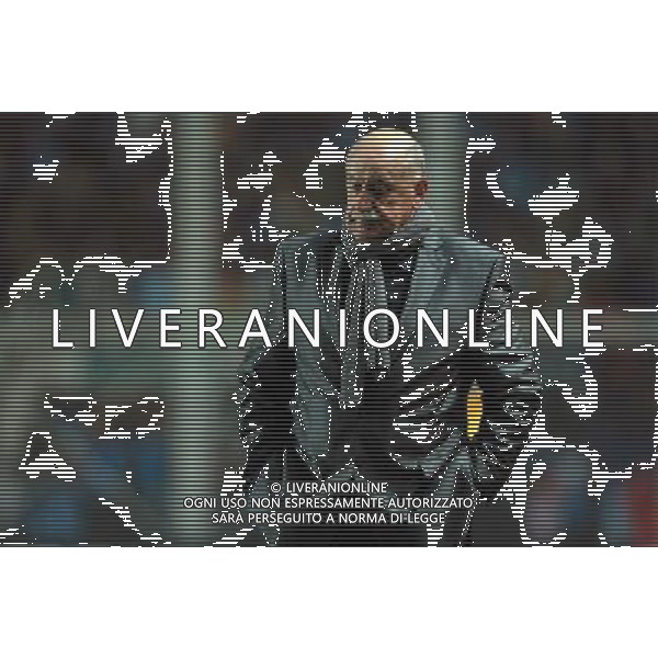 (140724) -- BUENOS AIRES, July 24, 2014 () -- Bolivia\'s Bolivar head coach Xabier Azkargota reacts during the first leg semifinal match of the 2014 Libertadores Cup against Argentina\'s San Lorenzo held at San Lorenzo Stadium in Buenos Aires city, capital of Argentina, on July 23, 2014. (/Martin Zabala) (fnc) (ah) ©photoshot/AGENZIA ALDO LIVERANI SAS - ITALY ONLY - EDITORIAL USE ONLY
