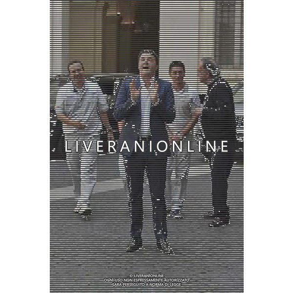 Roma - 25/07/2014 - Palazzo Chigi - Il presidente del Consiglio dei ministri Matteo Renzi incontra il Presidente della FIAT S.p.A John Elkann e lÕAmministratore Delegato Sergio Marchionne in occasione della presentazione della nuova autovettura ÒJeep RenegadeÓ - nella foto: Matteo Renzi / Ph. Fabrizio Corradetti - ag. Aldo Liverani Sas