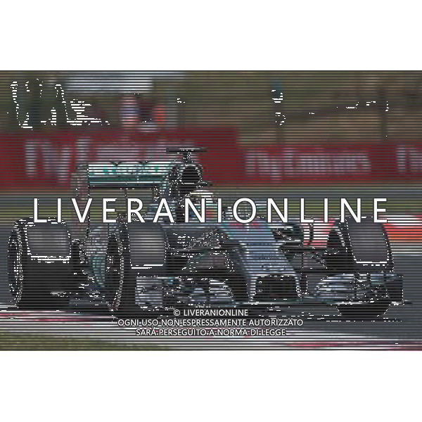 Lewis Hamilton (GBR) Mercedes AMG F1 W05. 26.07.2014. Formula 1 World Championship, Rd 11, Hungarian Grand Prix, Budapest, Hungary, Qualifying Day. - www.xpbimages.com, EMail: requests@xpbimages.com - copy of publication required for printed pictures. Every used picture is fee-liable. © Copyright: Moy / XPB Images /AGENZIA ALDO LIVERANI SAS - ITALY ONLY - EDITORIAL USE ONLY - Gp F1 Ungheria Prove ufficiali