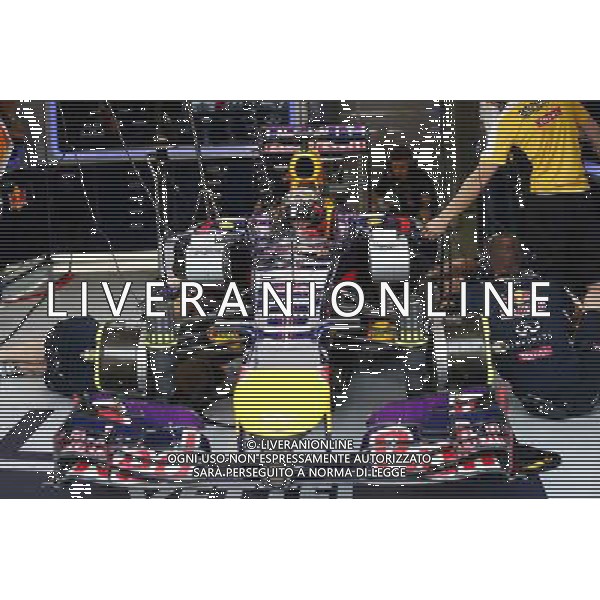 Sebastian Vettel (GER) Red Bull Racing RB10. 26.07.2014. Formula 1 World Championship, Rd 11, Hungarian Grand Prix, Budapest, Hungary, Qualifying Day. - www.xpbimages.com, EMail: requests@xpbimages.com - copy of publication required for printed pictures. Every used picture is fee-liable. © Copyright: Batchelor / XPB Images /AGENZIA ALDO LIVERANI SAS - ITALY ONLY - EDITORIAL USE ONLY - Gp F1 Ungheria Prove ufficiali