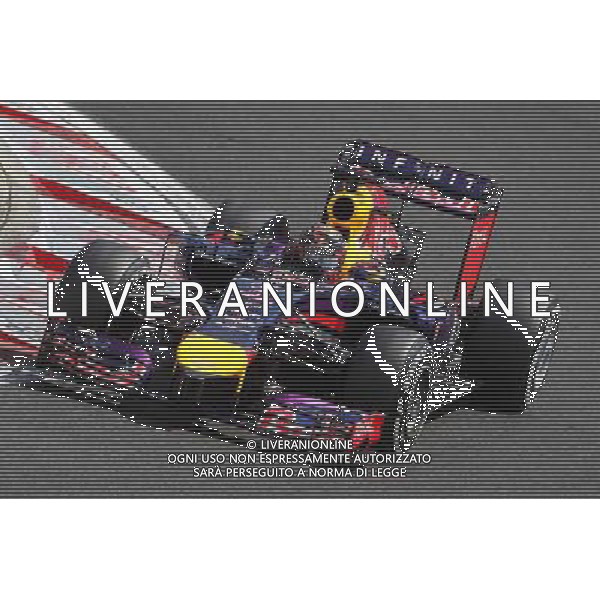 Sebastian Vettel (GER) Red Bull Racing RB10. 26.07.2014. Formula 1 World Championship, Rd 11, Hungarian Grand Prix, Budapest, Hungary, Qualifying Day. - www.xpbimages.com, EMail: requests@xpbimages.com - copy of publication required for printed pictures. Every used picture is fee-liable. © Copyright: Photo4 / XPB Images /AGENZIA ALDO LIVERANI SAS - ITALY ONLY - EDITORIAL USE ONLY - Gp F1 Ungheria Prove ufficiali