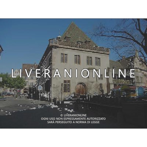 Colmar (Kolmar in tedesco, Colmer in alsaziano)  un comune francese di 68.843 abitanti capoluogo del dipartimento dell\'Alto Reno nella regione dell\'Alsazia AG ALDO LIVERANI SAS