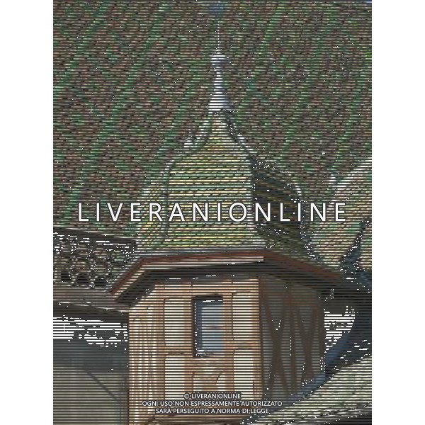 Colmar (Kolmar in tedesco, Colmer in alsaziano)  un comune francese di 68.843 abitanti capoluogo del dipartimento dell\'Alto Reno nella regione dell\'Alsazia AG ALDO LIVERANI SAS