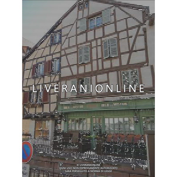 Colmar (Kolmar in tedesco, Colmer in alsaziano)  un comune francese di 68.843 abitanti capoluogo del dipartimento dell\'Alto Reno nella regione dell\'Alsazia AG ALDO LIVERANI SAS