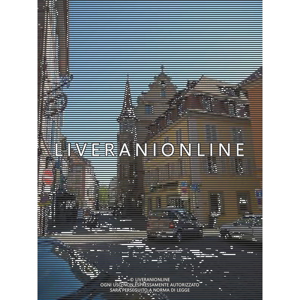 Colmar (Kolmar in tedesco, Colmer in alsaziano)  un comune francese di 68.843 abitanti capoluogo del dipartimento dell\'Alto Reno nella regione dell\'Alsazia AG ALDO LIVERANI SAS