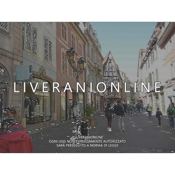 Colmar (Kolmar in tedesco, Colmer in alsaziano)  un comune francese di 68.843 abitanti capoluogo del dipartimento dell\'Alto Reno nella regione dell\'Alsazia AG ALDO LIVERANI SAS