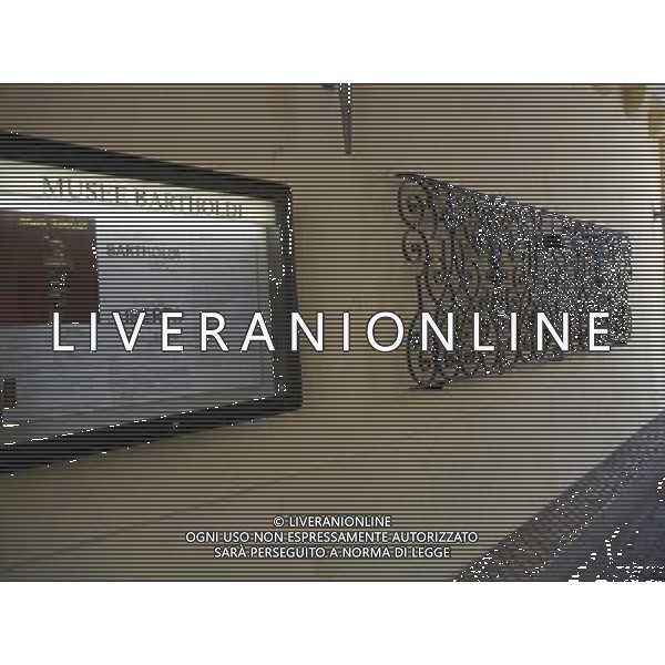 Colmar (Kolmar in tedesco, Colmer in alsaziano)  un comune francese di 68.843 abitanti capoluogo del dipartimento dell\'Alto Reno nella regione dell\'Alsazia AG ALDO LIVERANI SAS