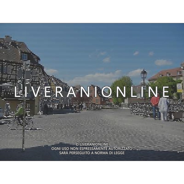 Colmar (Kolmar in tedesco, Colmer in alsaziano)  un comune francese di 68.843 abitanti capoluogo del dipartimento dell\'Alto Reno nella regione dell\'Alsazia AG ALDO LIVERANI SAS