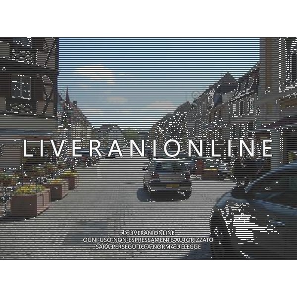 Colmar (Kolmar in tedesco, Colmer in alsaziano)  un comune francese di 68.843 abitanti capoluogo del dipartimento dell\'Alto Reno nella regione dell\'Alsazia AG ALDO LIVERANI SAS