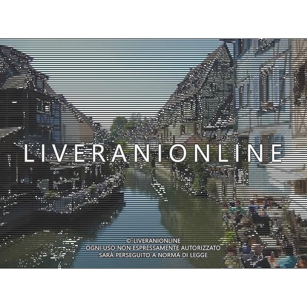 Colmar (Kolmar in tedesco, Colmer in alsaziano)  un comune francese di 68.843 abitanti capoluogo del dipartimento dell\'Alto Reno nella regione dell\'Alsazia AG ALDO LIVERANI SAS