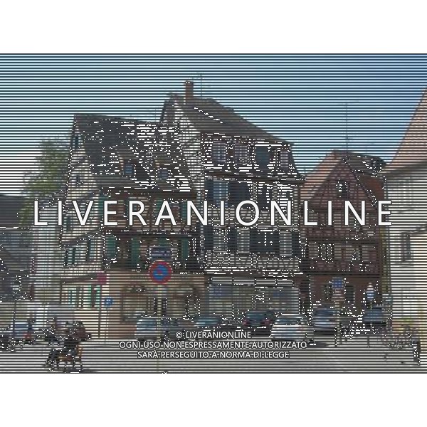 Colmar (Kolmar in tedesco, Colmer in alsaziano)  un comune francese di 68.843 abitanti capoluogo del dipartimento dell\'Alto Reno nella regione dell\'Alsazia AG ALDO LIVERANI SAS