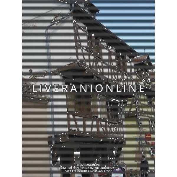 Colmar (Kolmar in tedesco, Colmer in alsaziano)  un comune francese di 68.843 abitanti capoluogo del dipartimento dell\'Alto Reno nella regione dell\'Alsazia AG ALDO LIVERANI SAS