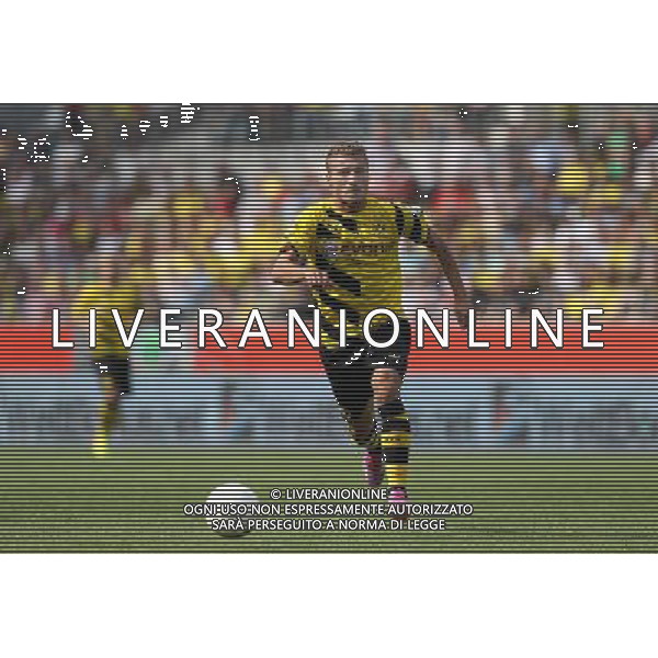 firo : 27.07.2014 Fu§ball,1.Bundesliga, Saison 2014/2015, Testspiel, RWE, Rot-Wei§ Essen - BVB, Borussia Dortmund Cirio IMMOBILE, BVB, Einzelaktion $worldrightsEs gelten unsere AGB, einsehbar auf www.firosportphoto.de, copyright by firo sportphoto: Coesfelder Str. 207 D-48249 DŸlmen www.firosportphoto.de mail@firosportphoto.de (V o l k s b a n k B o c h u m - W i t t e n ) BLZ.: 430 601 29 Kt. Nr.: 341 117 100 Tel:Ê +49-2594-9916004 Fax:Ê+49-2594-9916005 AG ALDO LIVERANI SAS ONLY ITALY