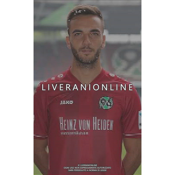 firo : 08.07.2014 Fu§ball,1.Bundesliga, Saison 2014/2015 Hannover 96, Fototermin,Portraitermin, Portrait, Kenan KARAMAN $worldrightsEs gelten unsere AGB, einsehbar auf www.firosportphoto.de, copyright by firo sportphoto: Coesfelder Str. 207 D-48249 DŸlmen www.firosportphoto.de mail@firosportphoto.de (V o l k s b a n k B o c h u m - W i t t e n ) BLZ.: 430 601 29 Kt. Nr.: 341 117 100 Tel:Ê +49-2594-9916004 Fax:Ê+49-2594-9916005 AG ALDO LIVERANI SAS ONLY ITALY