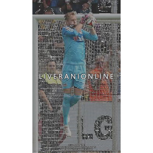 firo : 12.07.2014 Fu§ball,1.Bundesliga, Saison 2014/2015 Bayer 04 Leverkusen - Lierse, Testspiel, Torwart DARIO KRESIC, Einzelaktion $worldrightsEs gelten unsere AGB, einsehbar auf www.firosportphoto.de, copyright by firo sportphoto: Coesfelder Str. 207 D-48249 DŸlmen www.firosportphoto.de mail@firosportphoto.de (V o l k s b a n k B o c h u m - W i t t e n ) BLZ.: 430 601 29 Kt. Nr.: 341 117 100 Tel:Ê +49-2594-9916004 Fax:Ê+49-2594-9916005 AG ALDO LIVERANI SAS ONLY ITALY
