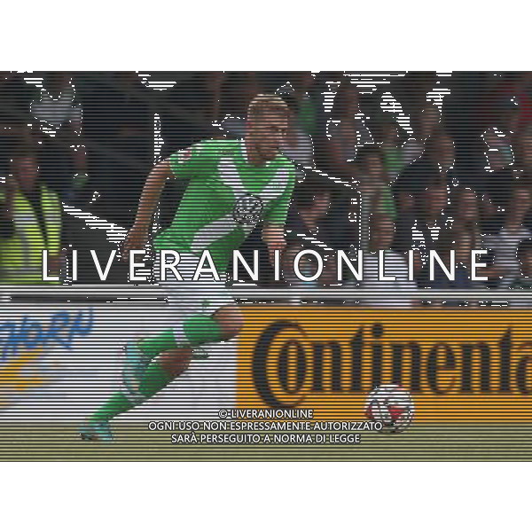 firo : 08.07.2014 Fu§ball,1.Bundesliga, Saison 2014/2015 VfL Wolfsburg, Testspiel, Aaron HUNT, Einzelaktion $worldrightsEs gelten unsere AGB, einsehbar auf www.firosportphoto.de, copyright by firo sportphoto: Coesfelder Str. 207 D-48249 DŸlmen www.firosportphoto.de mail@firosportphoto.de (V o l k s b a n k B o c h u m - W i t t e n ) BLZ.: 430 601 29 Kt. Nr.: 341 117 100 Tel:Ê +49-2594-9916004 Fax:Ê+49-2594-9916005 AG ALDOL IVERANI SAS ONLY ITALY