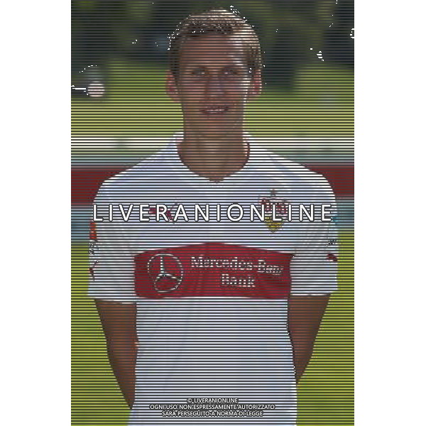 firo : Fußball,Fussball : 24.07.2014 1.Bundesliga, Saison 2014/2015 VfB Stuttgart, VfB, Stuttgart, Fototermin, Portraittermin, Portrait, Florian Klein ( Stuttgart ) $worldrightsEs gelten unsere AGB, einsehbar auf www.firosportphoto.de copyright by firo sportphoto: Coesfelder Str. 207 D- 48249 Dülmen www.firosportphoto.de mail@firosportphoto.de (V o l k s b a n k B o c h u m - W i t t e n ) BLZ.: 430 601 29 Kt. Nr.: 341 117 100 Tel: +49-2594 - 9916004 Fax: +49-2594 - 9916005 AG ALDO LIVERANI SAS ONLY ITALY