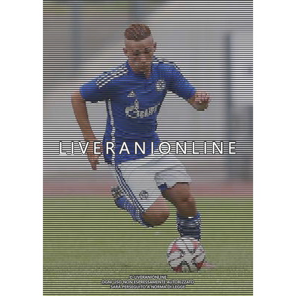 firo Fu§ball,Fussball, 05.07.2014 1. Bundesliga Saison 2014/2015 Vorbereitung, Testspiel TUS Hordel - Schalke 04 Schalke, Donis Avdijaj, EInzelaktion, ganze Figur $worldrightsEs gelten unsere AGB, einsehbar auf www.firosportphoto.de copyright by firo sportphoto: Coesfelder Str. 207 D- 48249 DŸlmen www.firosportphoto.de mail@firosportphoto.de (V o l k s b a n k B o c h u m - W i t t e n ) BLZ.: 430 601 29 Kt. Nr.: 341 117 100 Tel: +49-2594 - 9916004 Fax: +49-2594 - 9916005 AG ALDO LIVERANI SAS ONLY ITALY