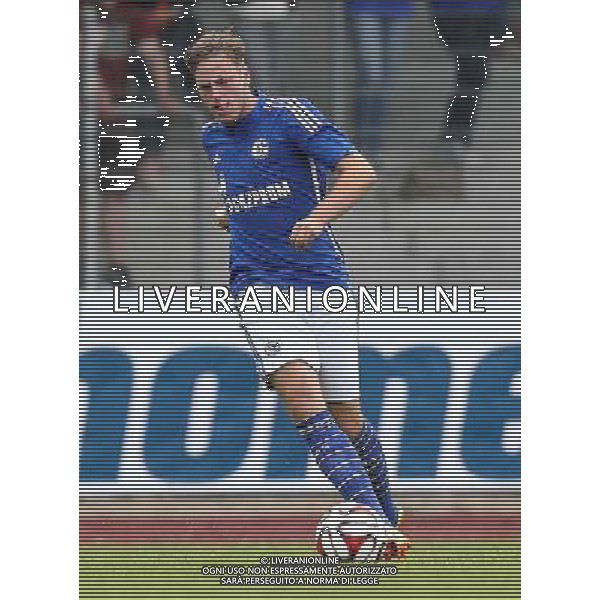 firo Fu§ball,Fussball, 05.07.2014 1. Bundesliga Saison 2014/2015 Vorbereitung, Testspiel TUS Hordel - Schalke 04 Schalke, Dario Schumacher, EInzelaktion, ganze Figur $worldrightsEs gelten unsere AGB, einsehbar auf www.firosportphoto.de copyright by firo sportphoto: Coesfelder Str. 207 D- 48249 DŸlmen www.firosportphoto.de mail@firosportphoto.de (V o l k s b a n k B o c h u m - W i t t e n ) BLZ.: 430 601 29 Kt. Nr.: 341 117 100 Tel: +49-2594 - 9916004 Fax: +49-2594 - 9916005 AG ALDO LIVERANI SAS ONLY ITALY