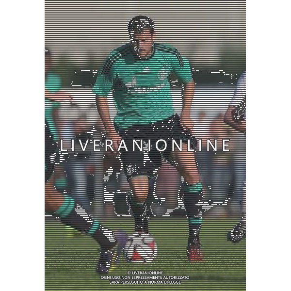 firo Fu§ball,Fussball, 23.07.2014 1. Bundesliga Saison 2014/2015 Vorbereitung, TL, Trainingslager in Grassau, Chiemsee, Testspiel Sportbund DJK Rosenheim - FC Schalke 04 Schalke, Tranquillo Barnetta, EInzelaktion, ganze FIgur $worldrightsEs gelten unsere AGB, einsehbar auf www.firosportphoto.de copyright by firo sportphoto: Coesfelder Str. 207 D- 48249 DŸlmen www.firosportphoto.de mail@firosportphoto.de (V o l k s b a n k B o c h u m - W i t t e n ) BLZ.: 430 601 29 Kt. Nr.: 341 117 100 Tel: +49-2594 - 9916004 Fax: +49-2594 - 9916005 AG ALDO LIVERANI SAS ONLY ITALY