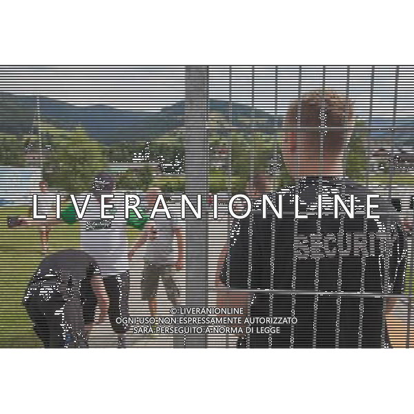 26.07.2014, Steinbergstadion, Leogang, AUT, Testspiel, Maccabi Haifa vs SC Paderborn, im Bild Security Zugangskontrolle // Security Ceck during a Friendly Match between Maccabi Haifa and SC Paderborn at the Steinbergstadium, Leogang, Austria on 2014/07/26. EXPA Pictures © 2014, PhotoCredit: EXPA/ JFK ©PHOTOSHOT/Agenzia Aldo Liverani sas - ITALY ONLY - EDITORIAL USE ONLY - Sistemi di sicurezza e controlli della polizia durante la partita amichevole Maccabi Haifa vs SC Paderborn al Steinbergstadium, Leogang, Austria il 26 luglio 2014