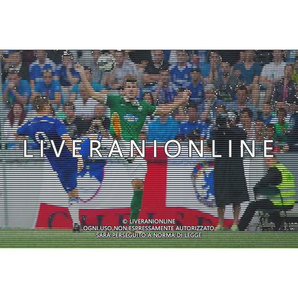 Fernando Torres #9 of Chelsea FC vs Nemanja Mitrovic #32 of NK Olimpija Ljubljana // during international Friendly between NK Olimpija Ljubljana and Chelsea FC at the SRC Stozice in Ljubljana, Slovenia on 2014/07/27. EXPA Pictures © 2014, PhotoCredit: EXPA/ Sportida/ Matic Klansek Velej *****ATTENTION - OUT of SLO, FRA***** ©photoshot/Agenzia Aldo Liverani sas - ITALY ONLY - EDITORIAL USE ONLY - NK Olimpija Ljubljana Vs Chelsea FC partita amichevole internazionale allo SRC Stozice a Lubiana, in Slovenia 27 luglio 2014