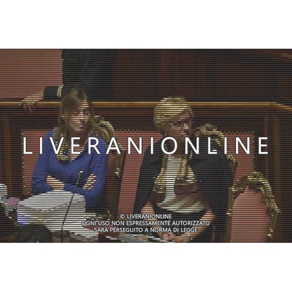Seduta al Senato Roma 29 luglio 2014 nella foto maria elena boschi con roberta pinotti ©Corradetti/Agenzia Aldo Liverani sas