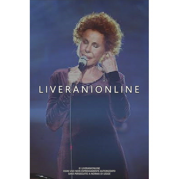 COLOGNO M.SE (MI) 14/12/2004 AUDITORIUM DI RADIO ITALIA NELLA FOTO ORNELLA VANONI FOTO ROMANO/AG ALDO LIVERANI