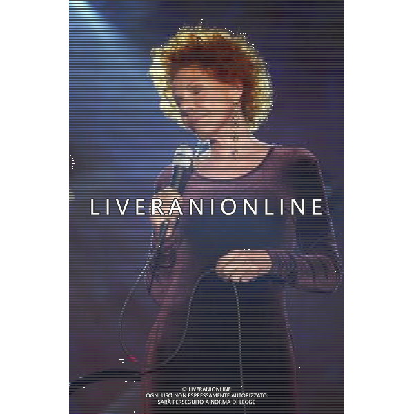 COLOGNO M.SE (MI) 14/12/2004 AUDITORIUM DI RADIO ITALIA NELLA FOTO ORNELLA VANONI FOTO ROMANO/AG ALDO LIVERANI