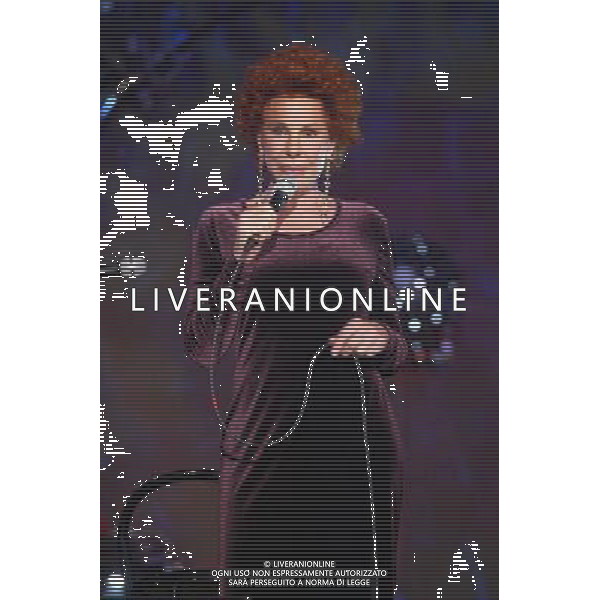 COLOGNO M.SE (MI) 14/12/2004 AUDITORIUM DI RADIO ITALIA NELLA FOTO ORNELLA VANONI FOTO ROMANO/AG ALDO LIVERANI