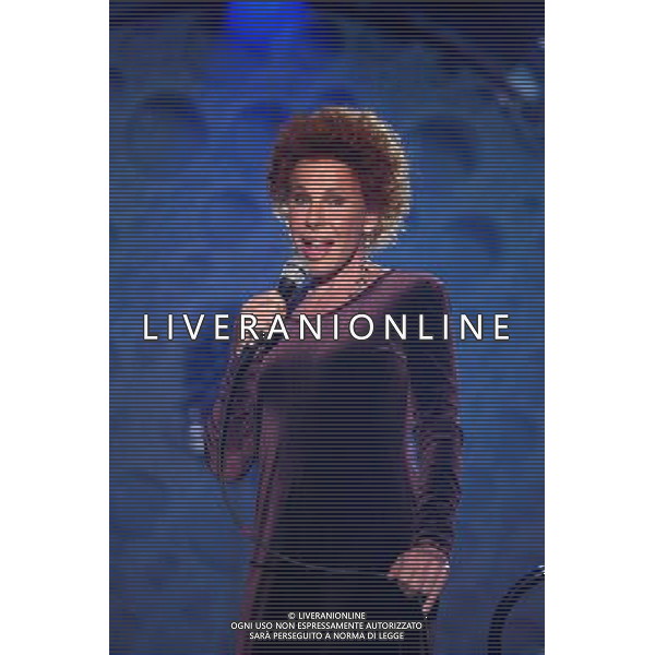 COLOGNO M.SE (MI) 14/12/2004 AUDITORIUM DI RADIO ITALIA NELLA FOTO ORNELLA VANONI FOTO ROMANO/AG ALDO LIVERANI