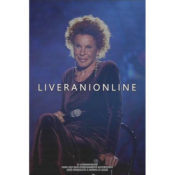 COLOGNO M.SE (MI) 14/12/2004 AUDITORIUM DI RADIO ITALIA NELLA FOTO ORNELLA VANONI FOTO ROMANO/AG ALDO LIVERANI